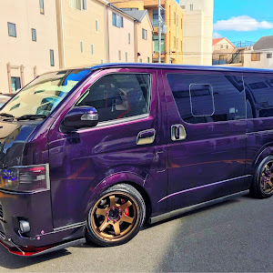 ハイエースのボルドーマイカメタリックに関するカスタム ドレスアップ情報 30件 車のカスタム情報はcartune