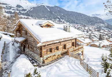 Chalet with terrace 3