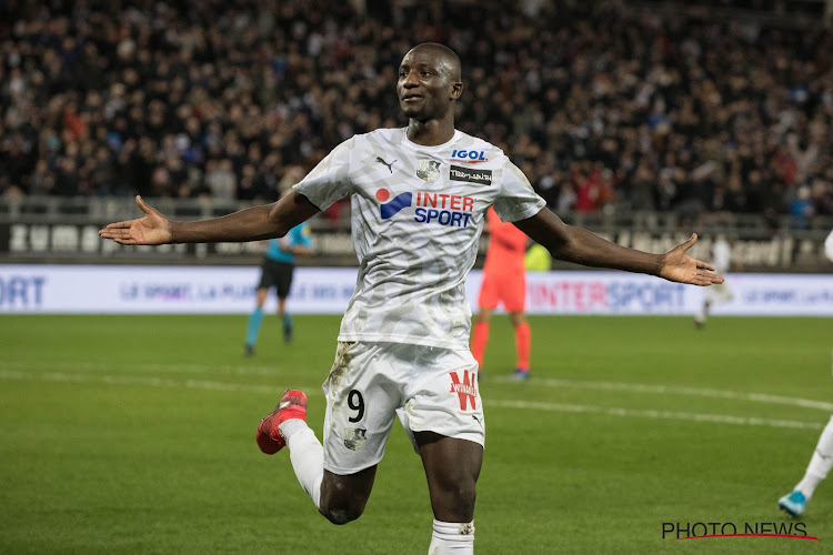 Le LOSC aurait déjà une piste pour remplacer Victor Osimhen 