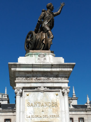 Monumento A Pedro Velarde