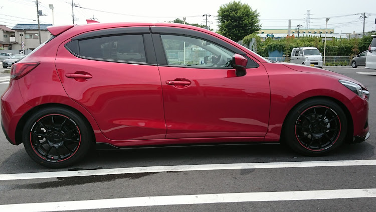 デミオの車高調整に関するカスタム事例の投稿画像1枚目