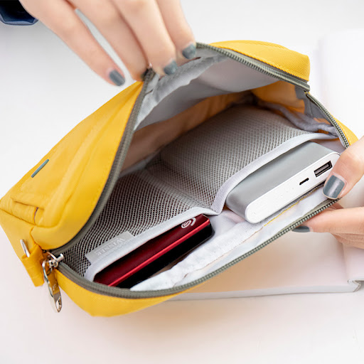 Title 6, Double Concealed Buckle Large Capacity Storage ...