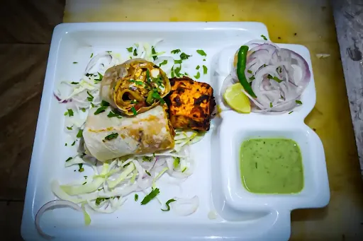 Paneer Tikka Roll [2 Pieces, 1 Portion]