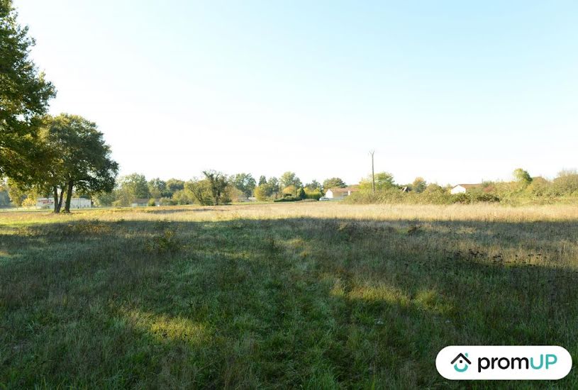  Vente Terrain à bâtir - 10 800m² à Ménesplet (24700) 