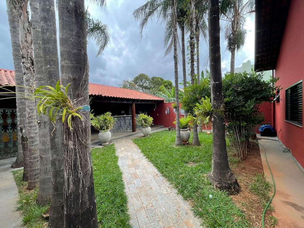 Casa com 3 dormitórios à venda, 225 m² por R$ 950.000,00 - Boa Vista - Uberaba/MG