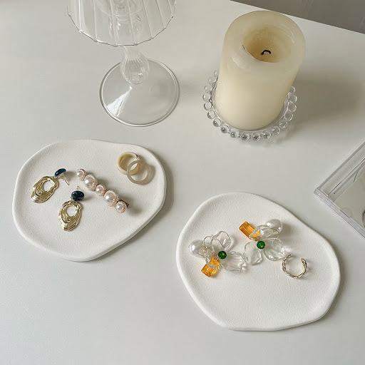Title 2, Special-shaped Dish Jewelry Photo Props. Enhanc...