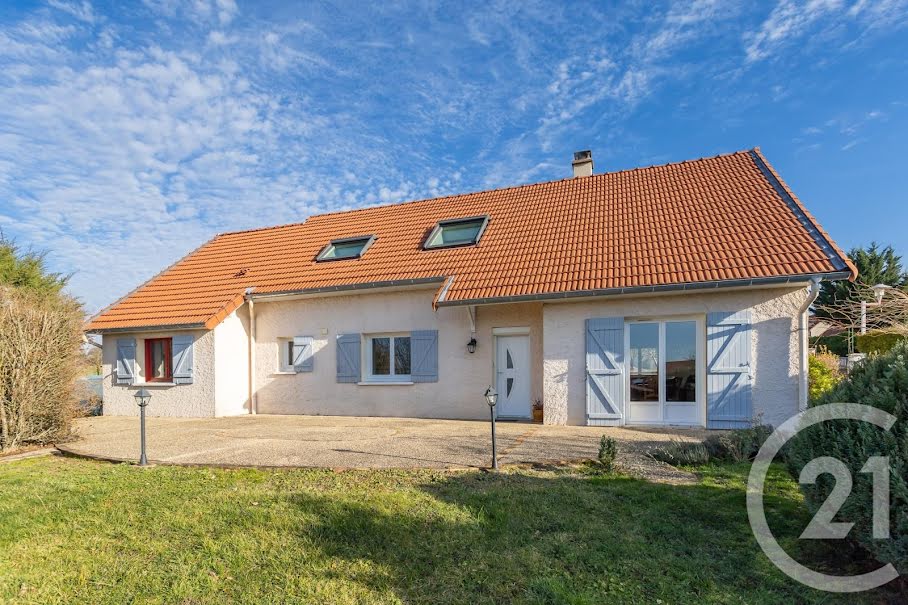 Vente maison 5 pièces 166.61 m² à Creuzier-le-Vieux (03300), 330 000 €
