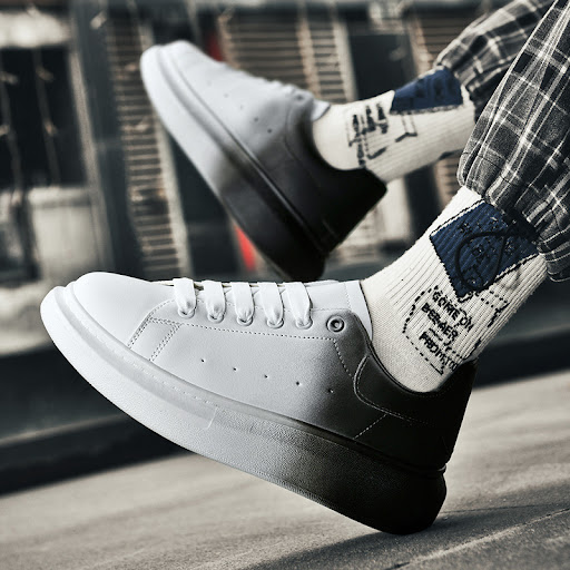 Title 9, Mens Gradual Color Small White Casual Sports S...