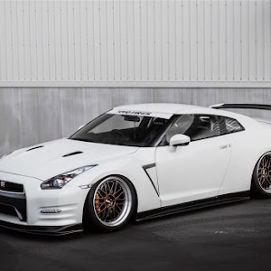 NISSAN GT-R R35