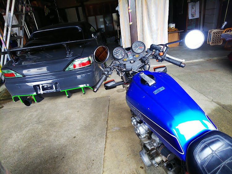 シルビアのs15シルビア・ホイールカスタムファクトリーKz・ガレージ・コロナウイルスに負けるな・緊急事態宣言に関するカスタム事例の投稿画像1枚目