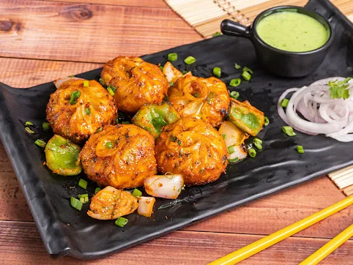 Exotic Veggie Tandoori Momos