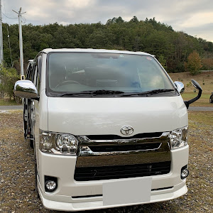 ハイエースバン