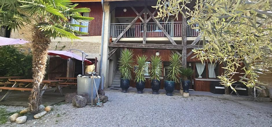 Vente maison 6 pièces 370 m² à Pérouges (01800), 500 000 €