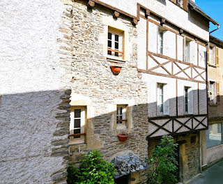 maison à Estaing (12)