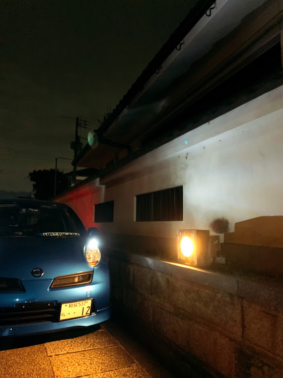 マーチの青マーチ・古い町並みと愛車に関するカスタム事例の投稿画像2枚目