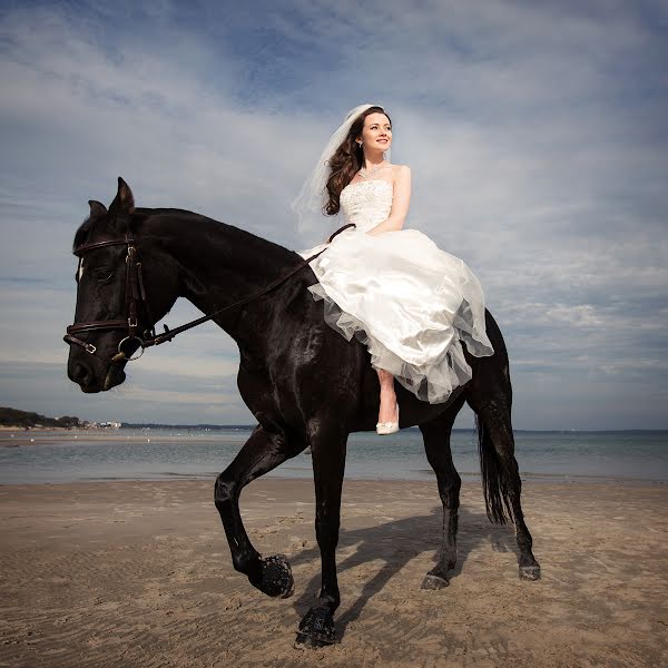 Hochzeitsfotograf Andrey Balabasov (pilligrim). Foto vom 21. Februar 2015