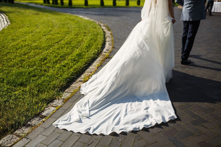 Fotógrafo de casamento Viktoriya Artyshevskaya (fuksija). Foto de 4 de fevereiro 2020