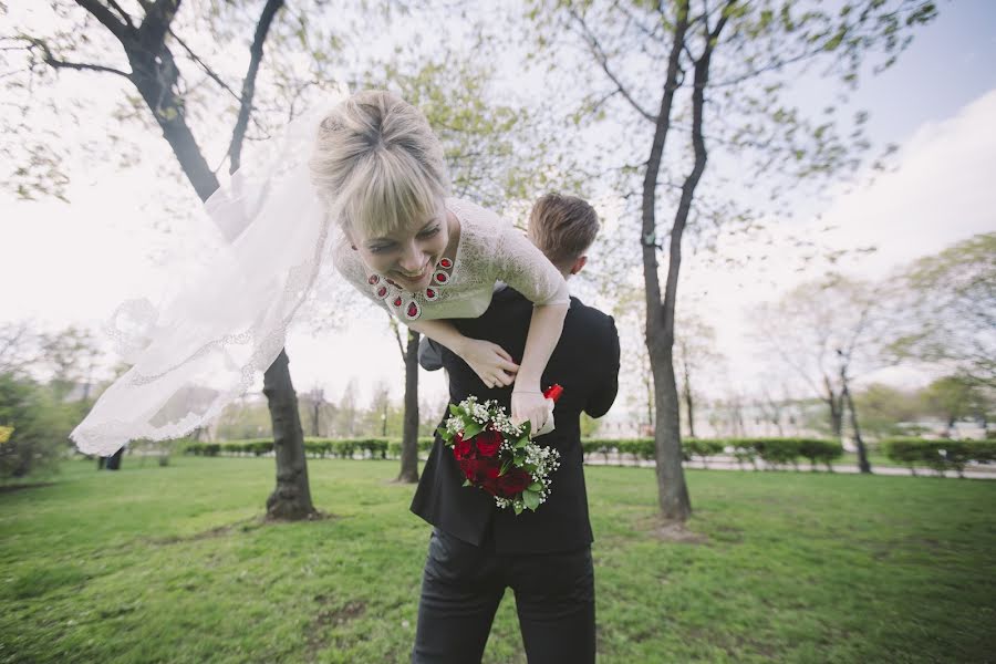 शादी का फोटोग्राफर Yana Slavinskaya (sentyabryaka)। मई 26 2016 का फोटो