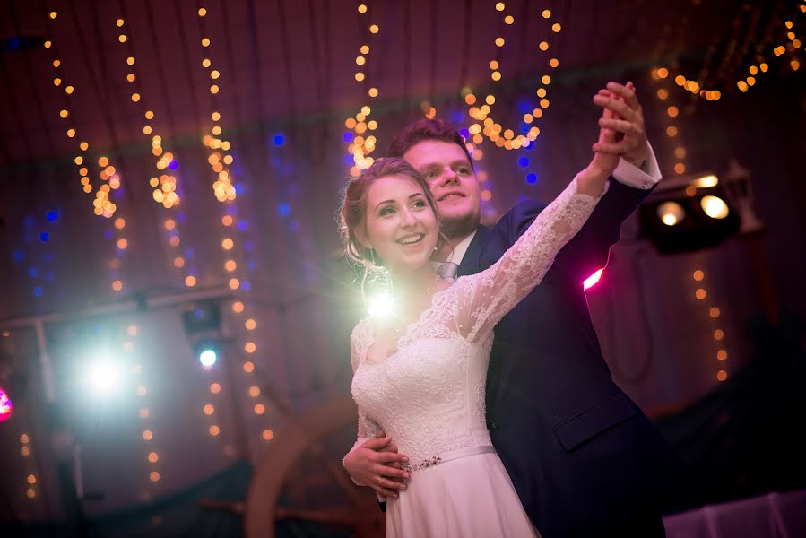 Wedding photographer Yura Morozov (sibirikonium). Photo of 23 June 2015