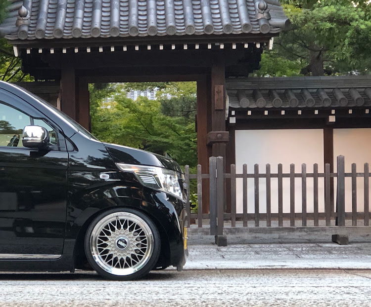 N-WGNのピックアッ...🤭🤫🤫🤫・みんなでつくろうホイール図鑑・BBS・パーソナルアンテナ・オーソライズSに関するカスタム事例の投稿画像4枚目
