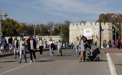 Skup u Nišu: Srbija će izgubiti 1,2 miliona stanovnika do 2050. godine