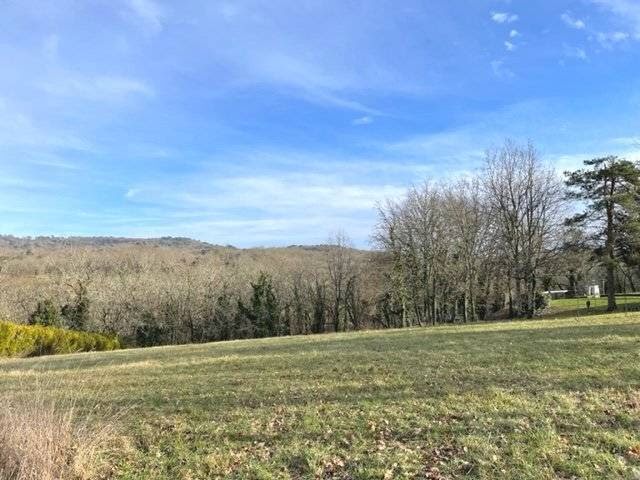 Vente terrain  3659 m² à Cénac-et-Saint-Julien (24250), 50 000 €