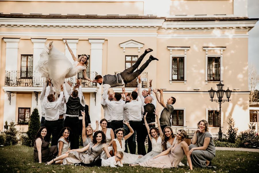 Wedding photographer Aleksandr Osadchiy (osadchyiphoto). Photo of 18 March 2020