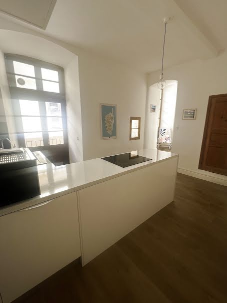 Vente appartement 2 pièces 65 m² à Bastia (20200), 275 000 €