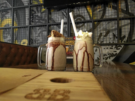 On the upside, the Brooklyn Brothers eatery does make a tasty roasted marshmallow milkshake.