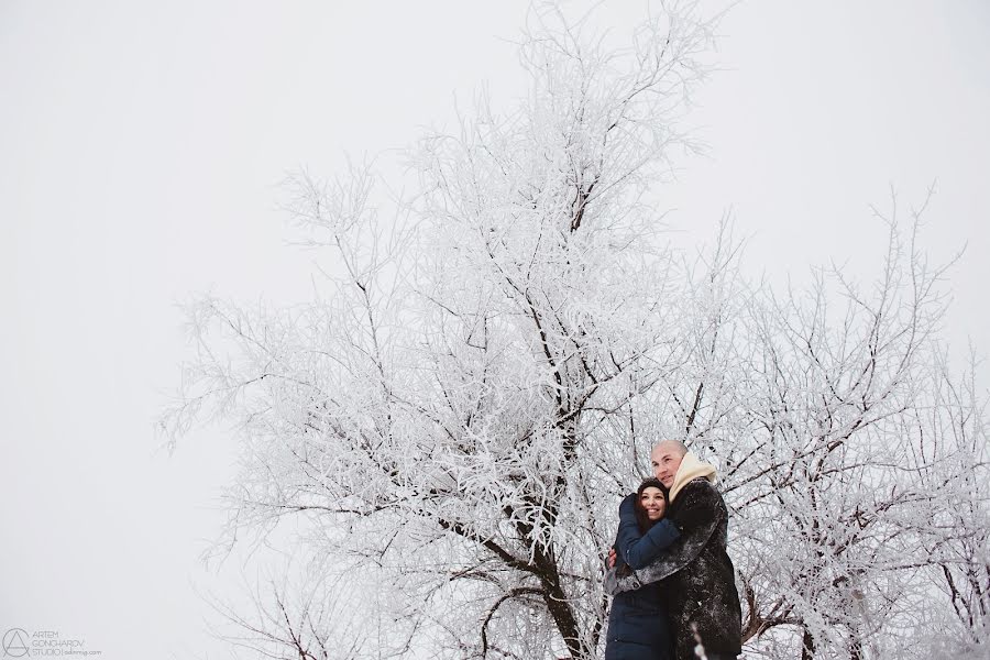 Wedding photographer Artem Goncharov (odinmig). Photo of 13 February 2014