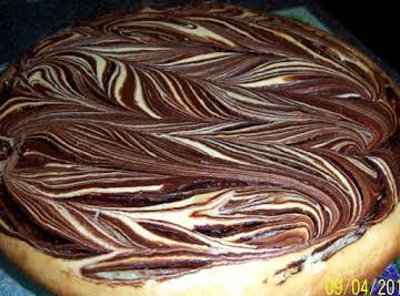 Crustless Chocolate Swirl Cheesecake