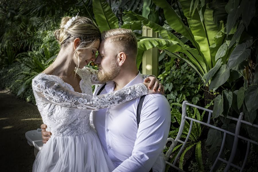 Fotógrafo de casamento Hana Ilčíková (photohanny). Foto de 29 de abril