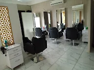 Ikonic Unisex Salon - Vasant Kunj photo 1