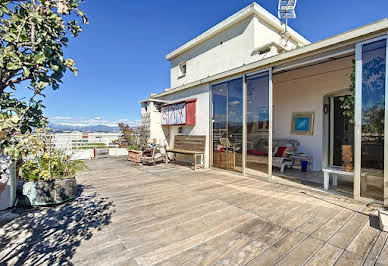 Apartment with terrace 2