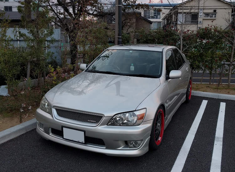 アルテッツァのホイール交換・BBS・Blitz車高調・タイヤ交換・ケンダに関するカスタム事例の投稿画像1枚目