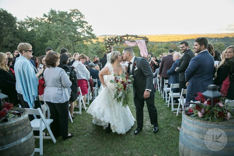 Wedding photographer Sarah Ginder (sarahginder). Photo of 8 September 2019