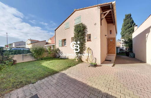 House with garden 1