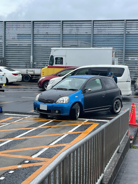 ヴィッツの車検・内装に関するカスタム事例の投稿画像1枚目