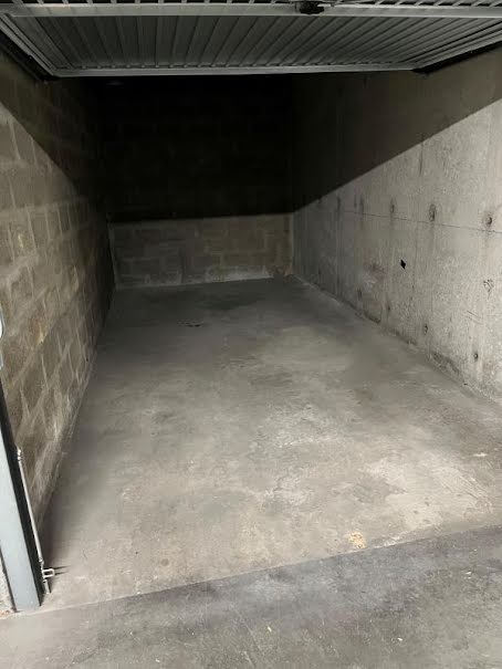 Location  parking   à Caluire-et-Cuire (69300), 95 €