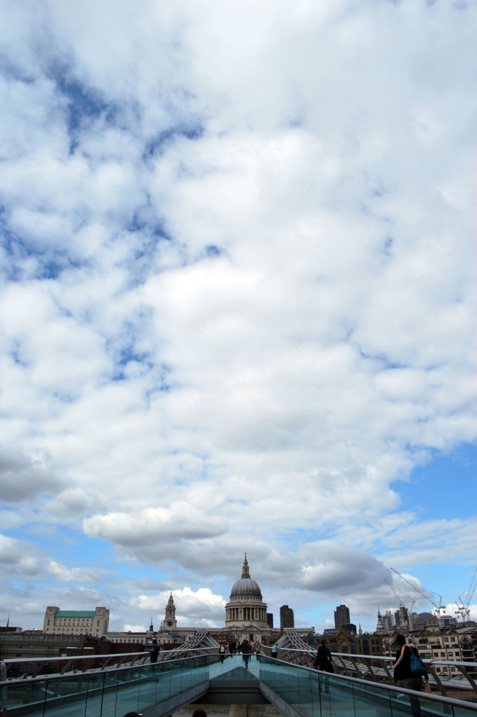 London's Clouds di PaolaFranco