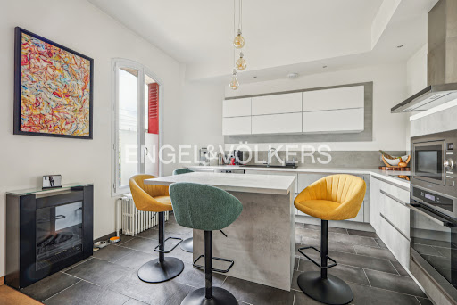 Property 4