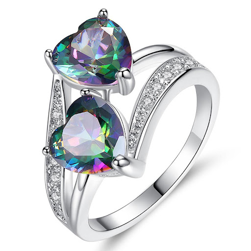 Title 3, Anillo de circonita púrpura con doble corazón p...