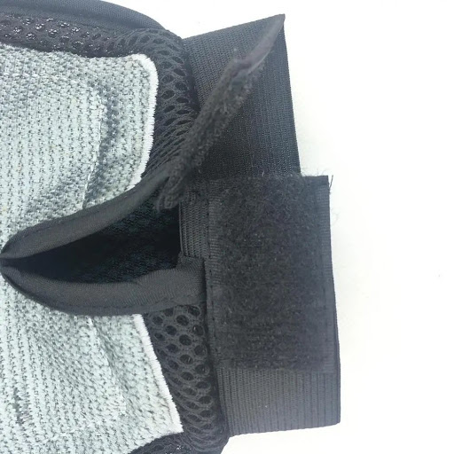 Title 6, Horse massage gloves, pet hair removal gloves, ...