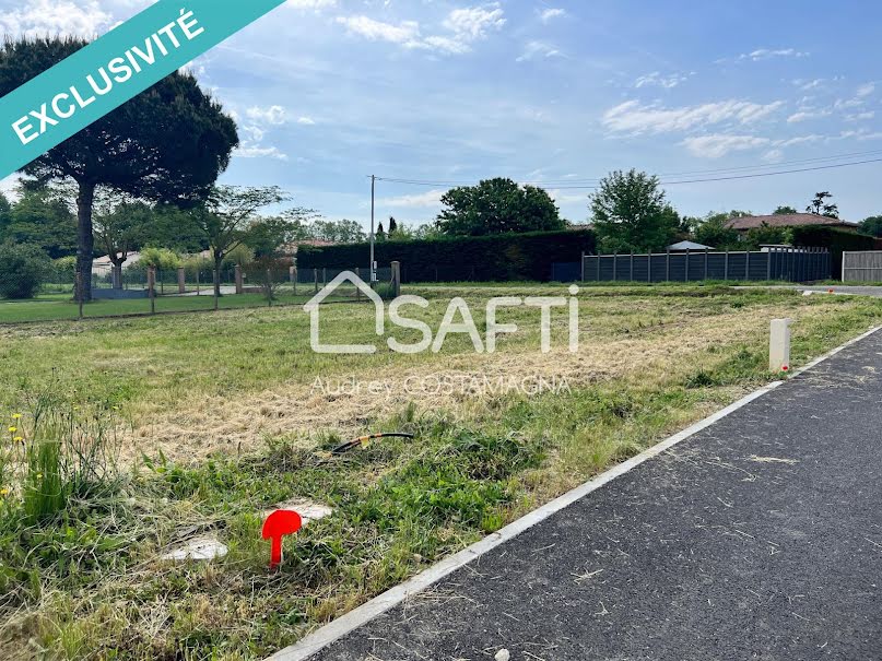 Vente terrain  526 m² à Finhan (82700), 52 000 €