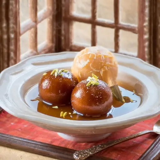 Desi Ghee Gulab Jamun With Vanilla Ice Cream