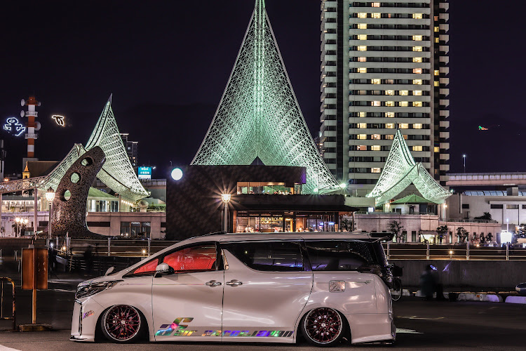 アルファードの目指せPickUpCars・PickUp Cars 2021・pickupされたい・pickUpCarsに選ばれたい・PickUpイベントに参加したいに関するカスタム事例の投稿画像5枚目