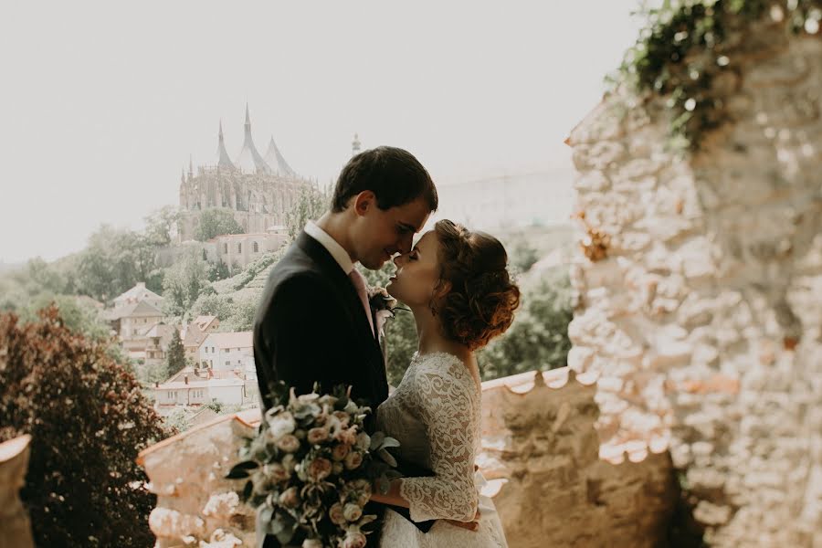 Fotógrafo de casamento Aleksandra Shulga (photololacz). Foto de 1 de junho 2018