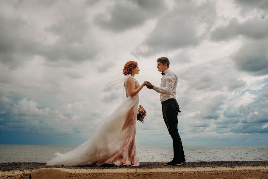 Wedding photographer Irina Kotikova (musphoto). Photo of 21 October 2019