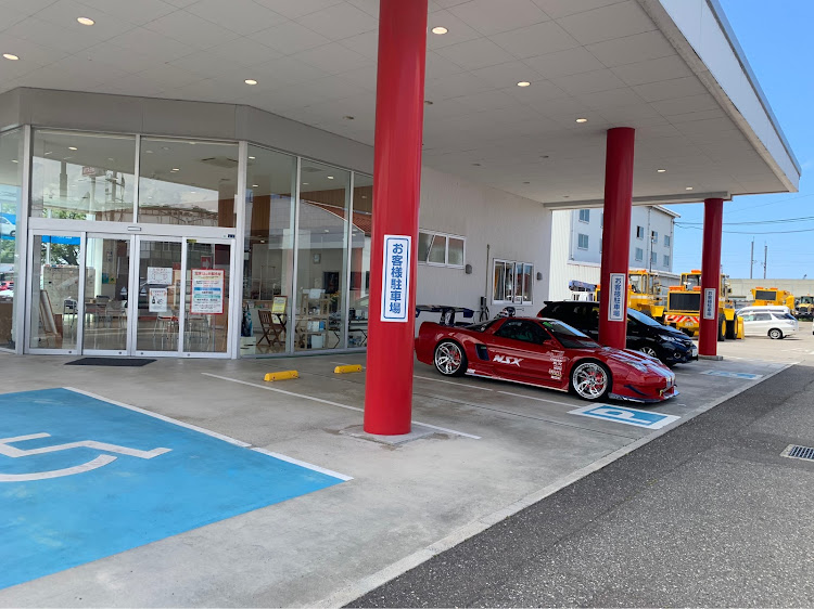 NSXのモテモテレーシング・海ドライブ！・むしろ人気者・初めてNSX見たって😅・ディーラー出禁ではありませんに関するカスタム事例の投稿画像3枚目