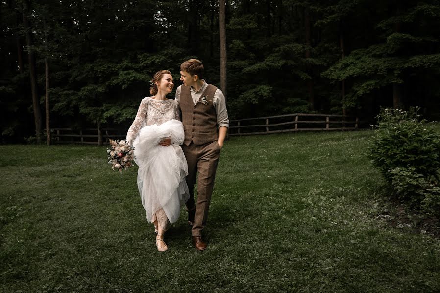 Fotógrafo de casamento Tanya Garmash (harmashtania). Foto de 20 de novembro 2019